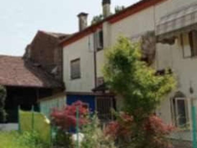 Villa Indipendente in vendita a Legnago, Veneto