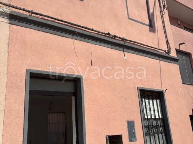 Villa Indipendente in vendita a Oltresempione, Legnano