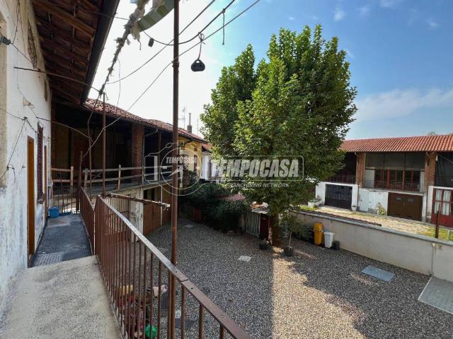 Villa Indipendente in vendita a Sant'Erasmo, Legnano