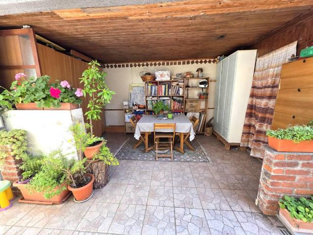 Villa Indipendente in vendita a Oltrestazione, Legnano