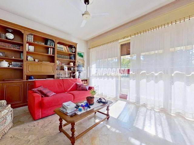 Villa Indipendente in vendita a San Martino, Legnano