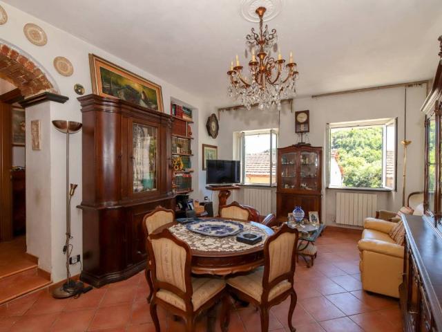 Villa Indipendente in vendita a Leivi, Liguria