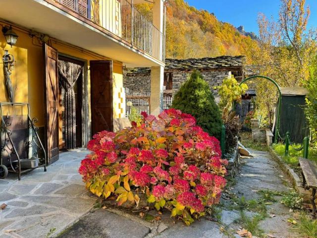 Villa Indipendente in vendita a Unione Montana Alpi Graie, Piemonte