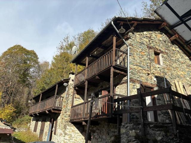 Villa Indipendente in vendita a Unione Montana Alpi Graie, Piemonte