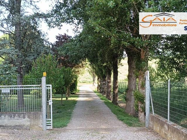 Villa Indipendente in vendita a Lendinara, Veneto