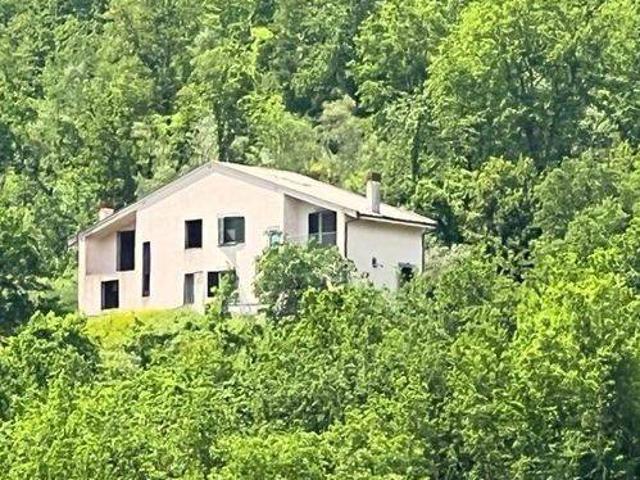 Villa Indipendente in vendita a Lenola, Lazio