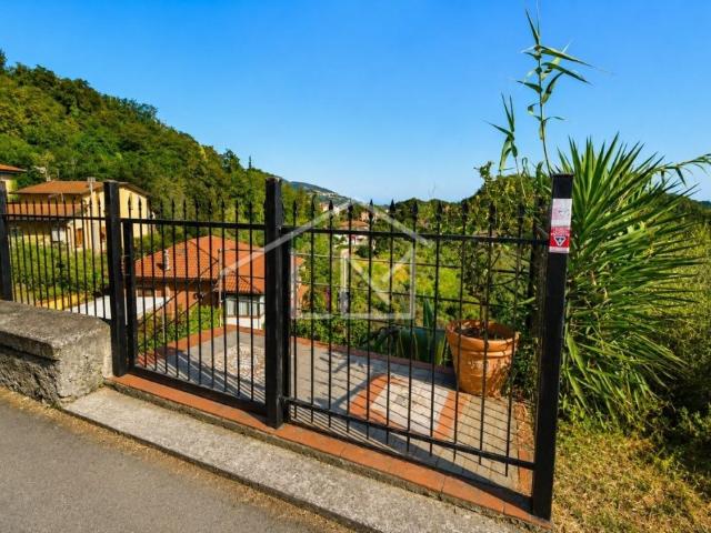 Villa Indipendente in vendita a Pozzuolo, Lerici