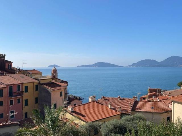 Villa Indipendente in vendita a Portesone, Lerici
