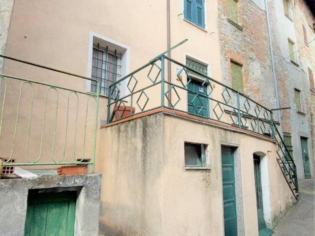 Villa Indipendente in vendita a Piemonte, Alessandria