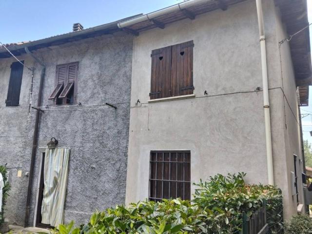 Villa Indipendente in vendita a Piemonte, Alessandria