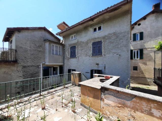 Villa Indipendente in vendita a Piemonte, Alessandria