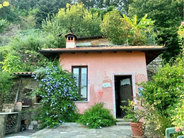 Villa Indipendente in vendita a Villa Lesa, Piemonte
