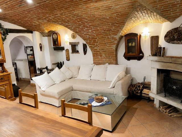 Villa Indipendente in vendita a Piemonte, Cuneo