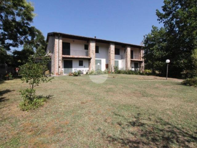Villa Indipendente in vendita a Lesignano De' Bagni, Reggio Emilia