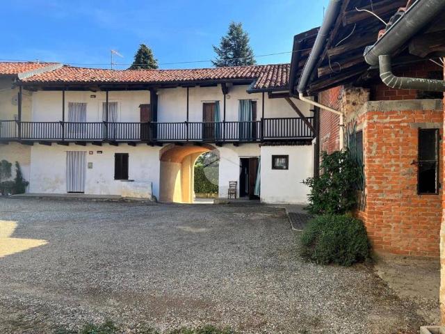 Villa Indipendente in vendita a Piemonte, Biella