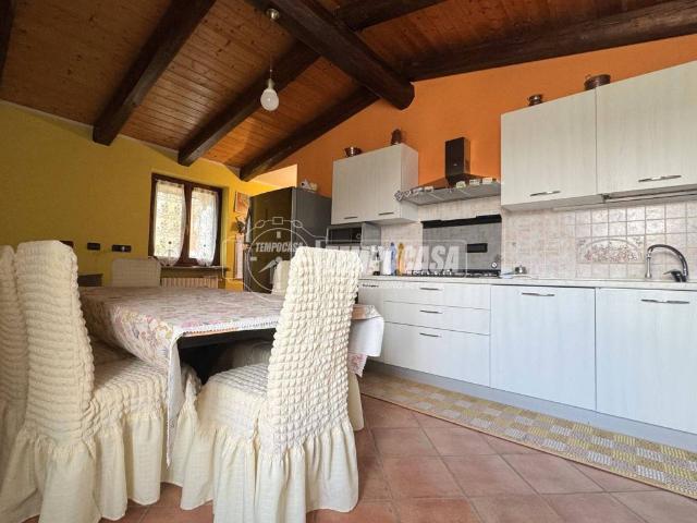 Villa Indipendente in vendita a Piemonte, Biella