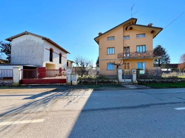 Villa Indipendente in vendita a Lestizza, Friuli-Venezia Giulia