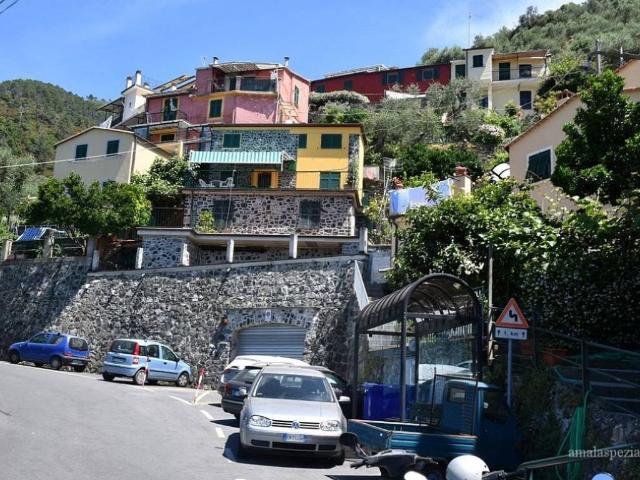 Villa Indipendente in vendita a Levanto, La Spezia