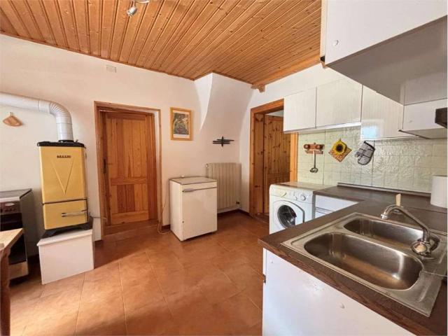 Villa Indipendente in vendita a Comunità Alta Valsugana e Bersntol, Levico Terme