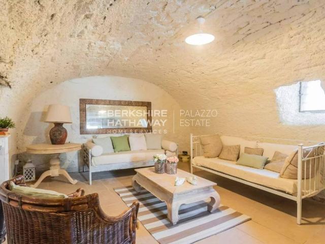 Villa Indipendente in vendita a Lezzeno, Lombardia