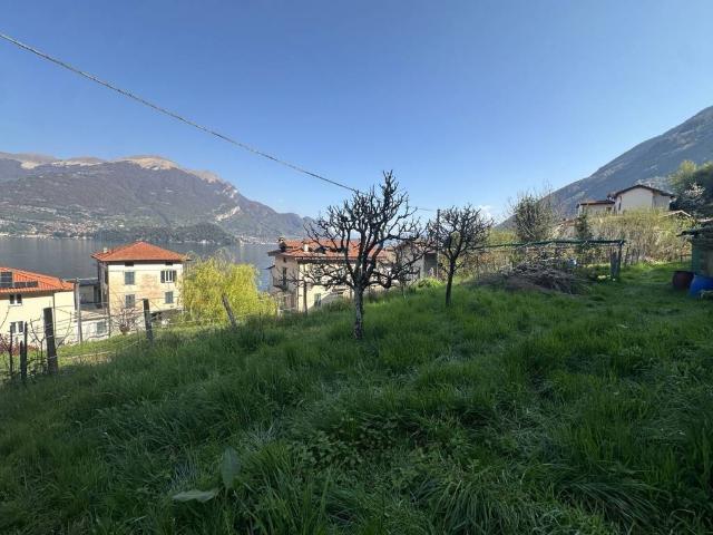 Villa Indipendente in vendita a Chiesa, Lezzeno
