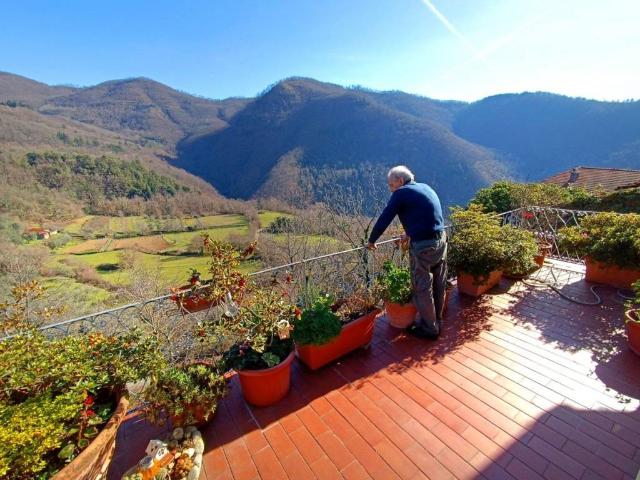Villa Indipendente in vendita a Unione di comuni Montana Lunigiana, Licciana Nardi