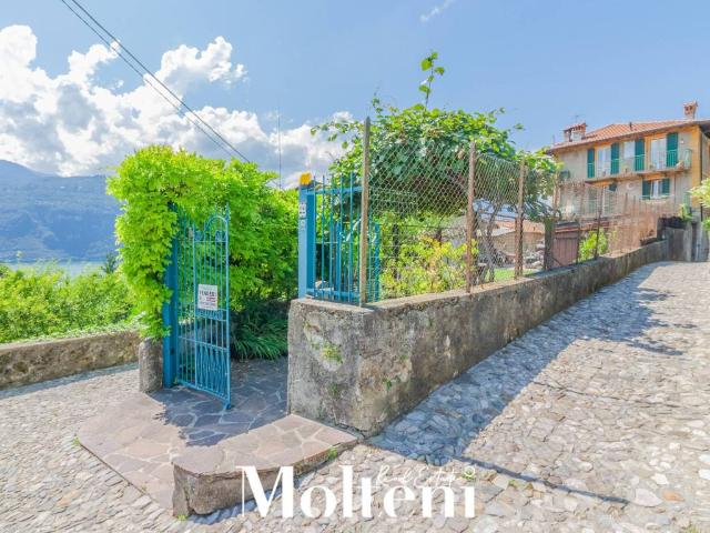 Villa Indipendente in vendita a Lierna, Lombardia