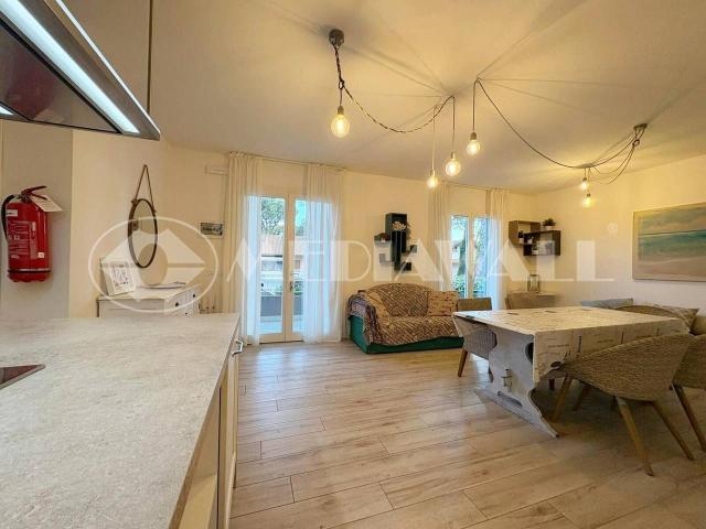 Villa Indipendente in vendita a Lignano Riviera, Lignano Pineta