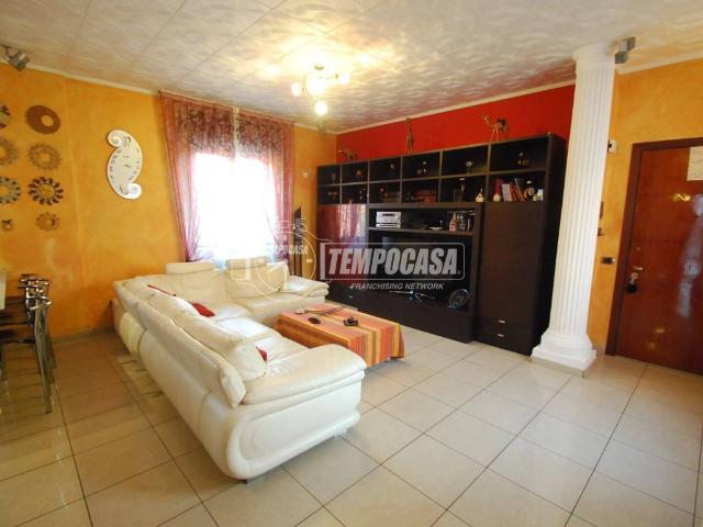 Villa Indipendente in vendita a San Francesco, Limbiate