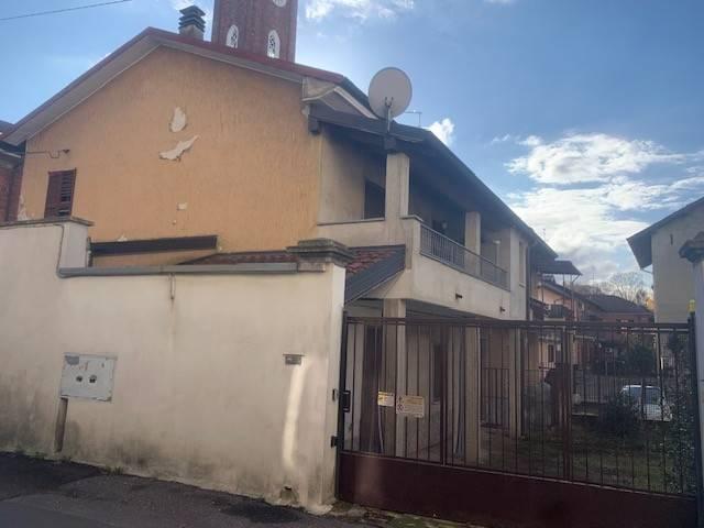 Villa Indipendente in vendita a Ceresolo, Limbiate