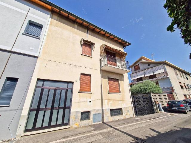 Villa Indipendente in vendita a San Francesco, Limbiate