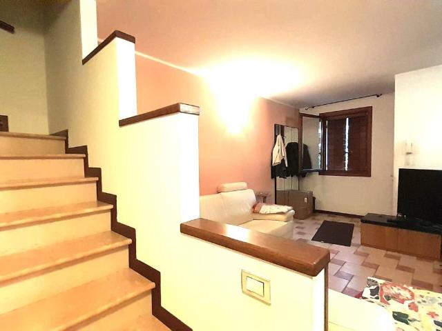 Villa Indipendente in vendita a Limena, Veneto