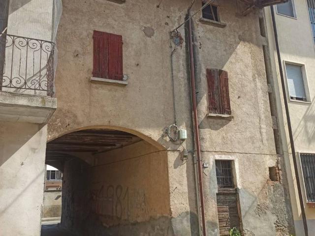 Villa Indipendente in vendita a Limido Comasco, Lombardia