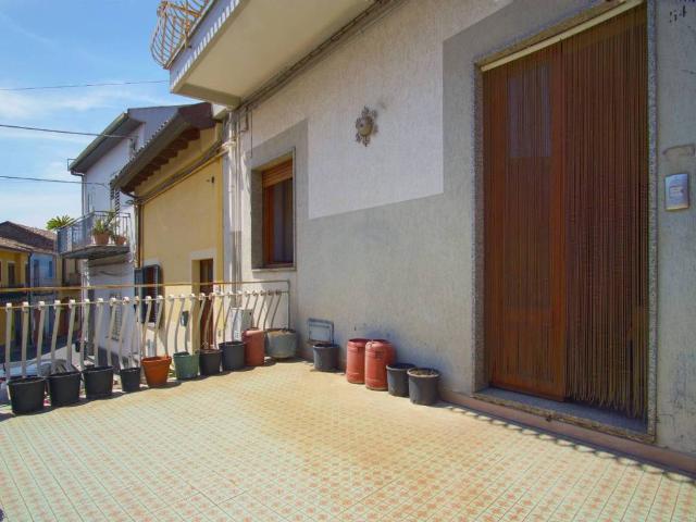 Villa Indipendente in vendita a Linguaglossa, Sicilia