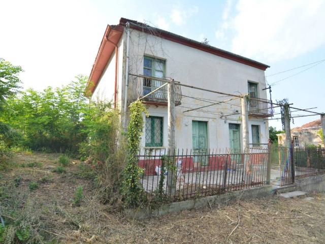 Villa Indipendente in vendita a Lioni, Campania