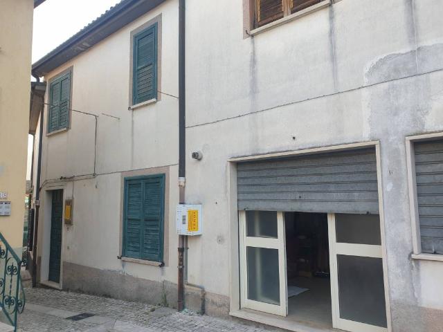 Villa Indipendente in vendita a Lioni, Campania
