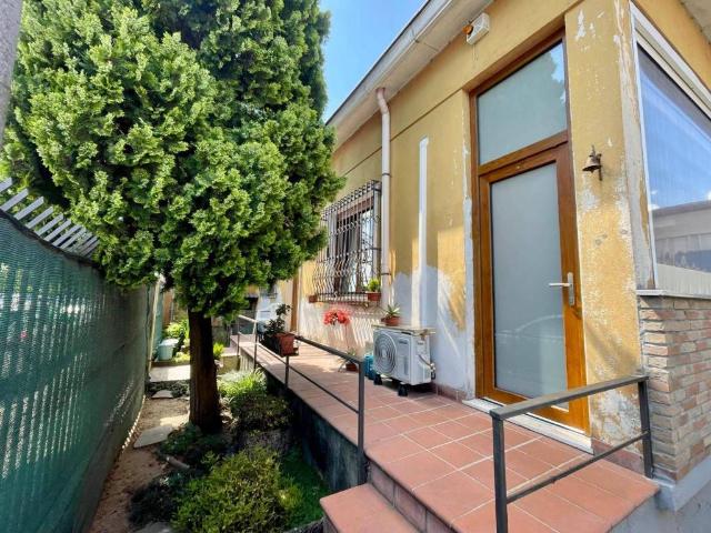 Villa Indipendente in vendita a Lissone, Lombardia