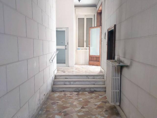 Villa Indipendente in vendita a Centro storico, Lissone