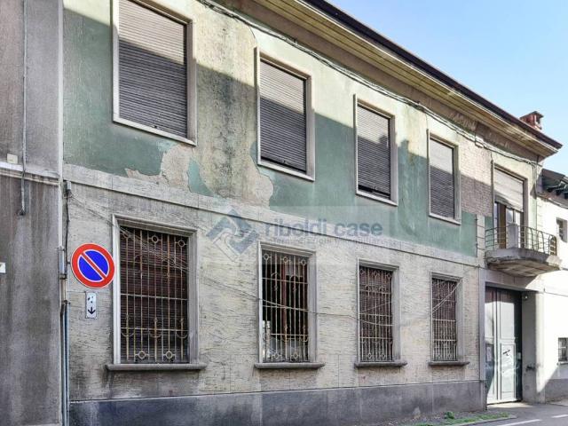 Villa Indipendente in vendita a Centro Storico, Lissone