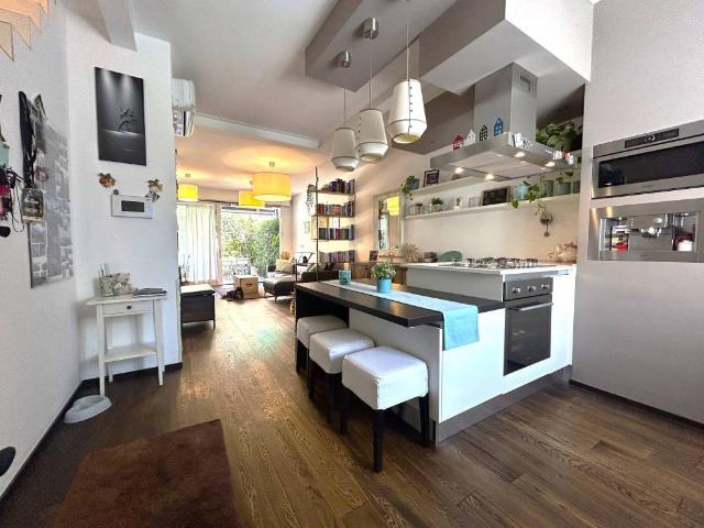 Villa Indipendente in vendita a Cascina Convenio, Lissone