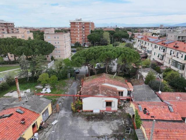 Villa Indipendente in vendita a Livorno, Toscana