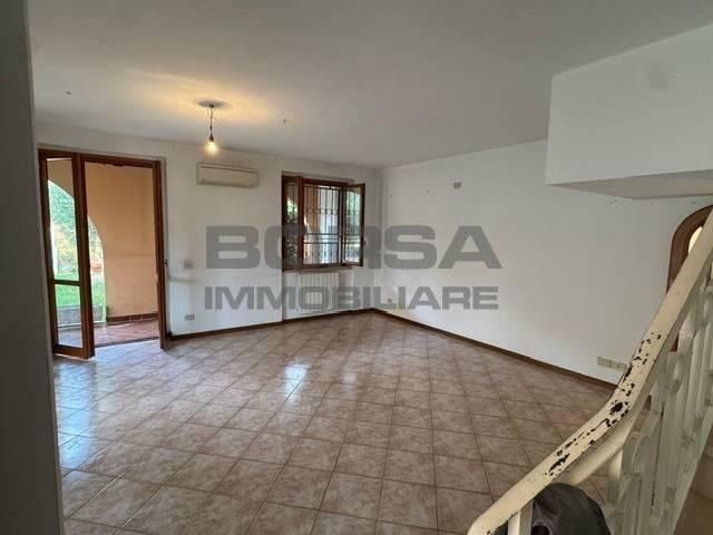 Villa Indipendente in vendita a Quercianella, Livorno