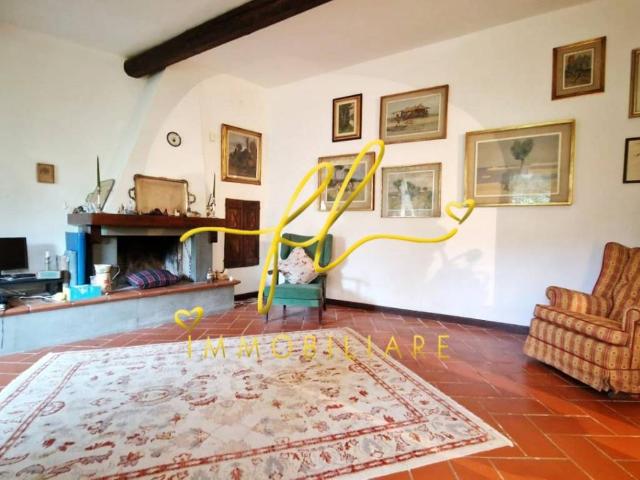 Villa Indipendente in vendita a Montenero Alto, Livorno