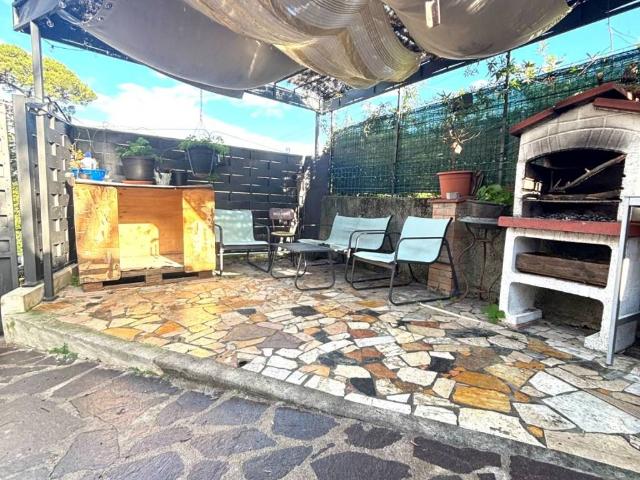 Villa Indipendente in vendita a Montenero Alto, Livorno