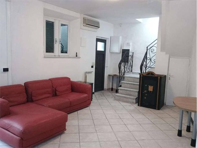 Villa Indipendente in vendita a Livorno, Toscana