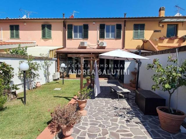 Villa Indipendente in vendita a Savolano, Livorno