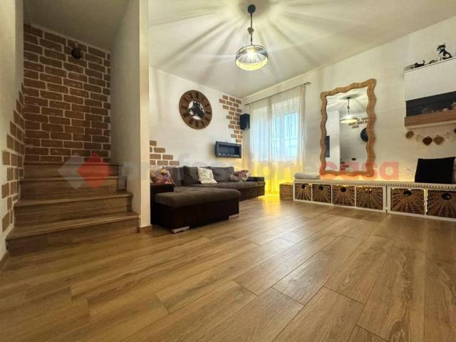 Villa Indipendente in vendita a Montenero Alto, Livorno