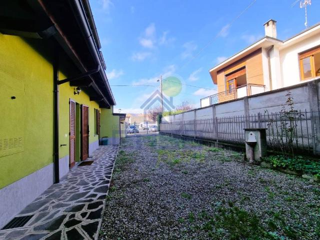 Villa Indipendente in vendita a Livraga, Lombardia