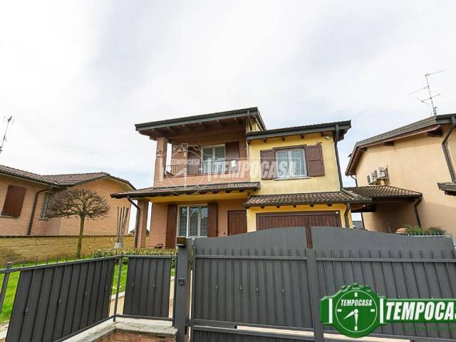 Villa Indipendente in vendita a Livraga, Lombardia