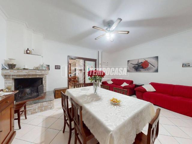 Villa Indipendente in vendita a Puglia, Lecce